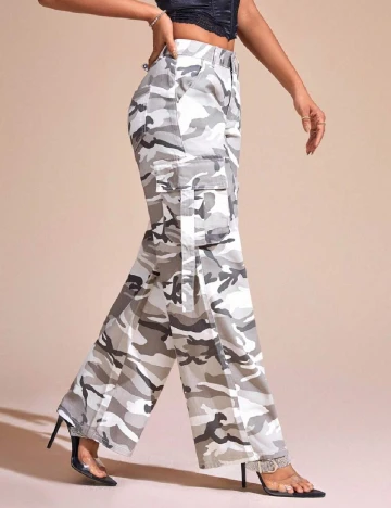 Pantaloni SHEIN, army