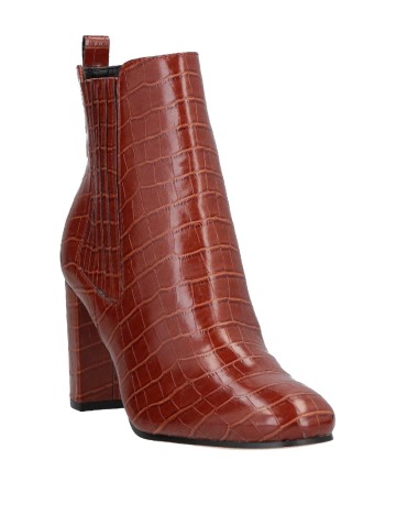 
						Botine Guess, maro