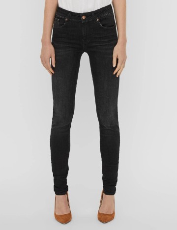 
						Blugi Vero Moda, negru