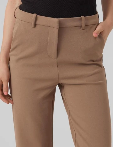 Pantaloni Vero Moda, maro
