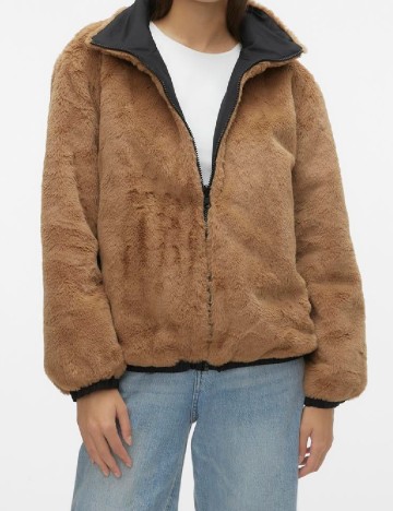 
						Jacheta reversibila Vero Moda, maro