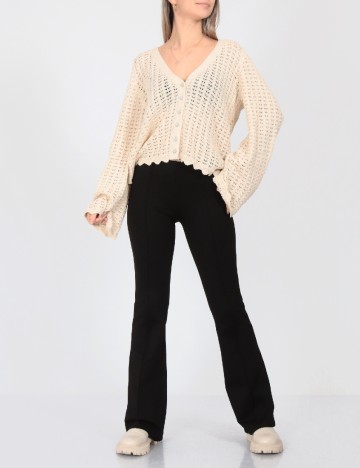 
						Cardigan Only, crem