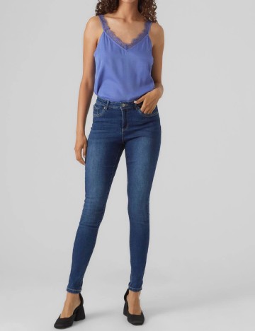 
						Blugi Vero Moda, albastru