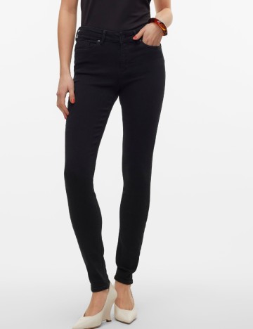 
						Blugi Vero Moda, negru