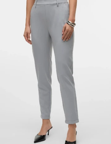 Pantaloni Vero Moda, gri