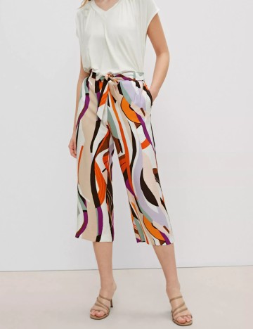 
						Pantaloni Comma, mix culori