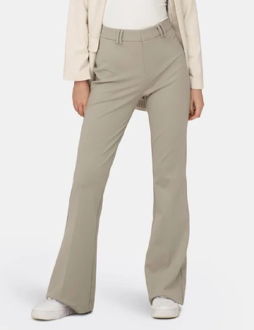 
						Pantaloni Only, bej
