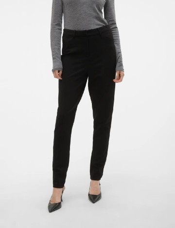 
						Pantaloni Vero Moda, negru