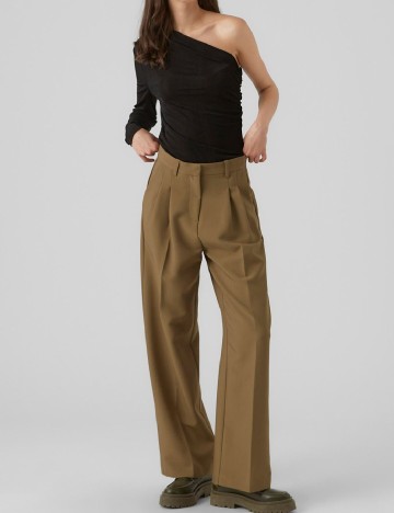 
						Pantaloni Vero Moda, verde