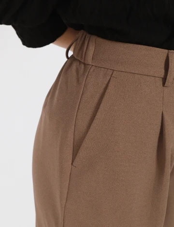 Pantaloni Vero Moda, maro