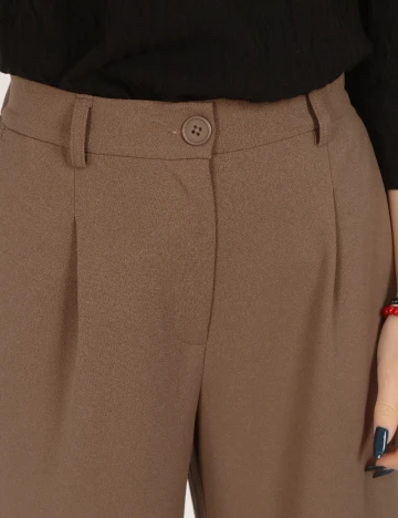 Pantaloni Vero Moda, maro