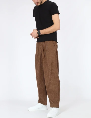 Pantaloni SHEIN, maro