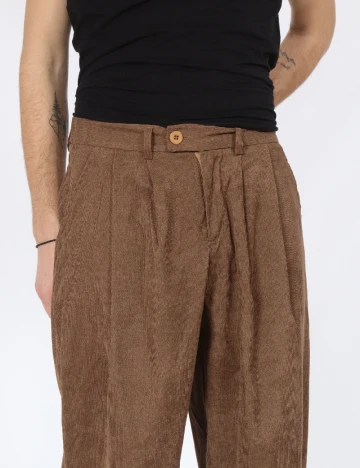 Pantaloni SHEIN, maro