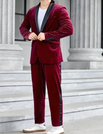 Costum SHEIN, grena Rosu