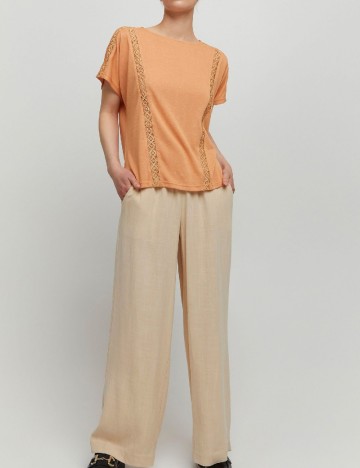 
						Tricou b.young, portocaliu