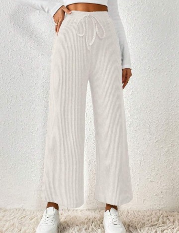 
						Pantaloni SHEIN, alb