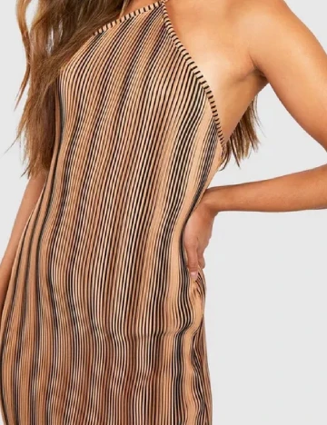 Rochie lunga Boohoo, maro