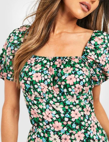 Salopeta Boohoo, floral print