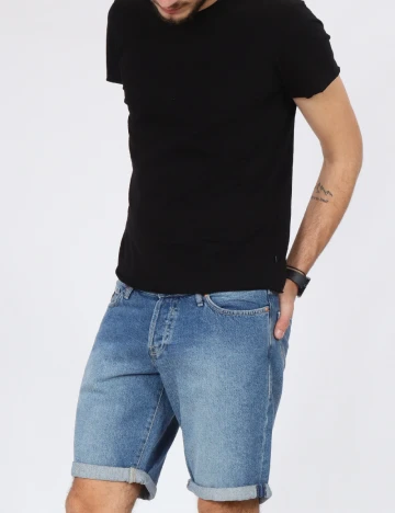 Pantaloni scurti Guess, albastru
