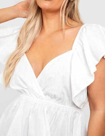 Bluza Boohoo Plus Size, alb Alb