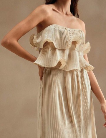 Compleu Anewsta, crem