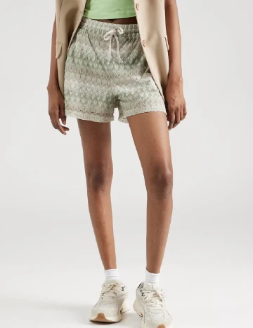 Pantaloni scurti Vero Moda, verde