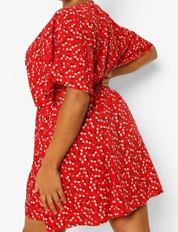 Rochie scurta Boohoo Plus Size, rosu