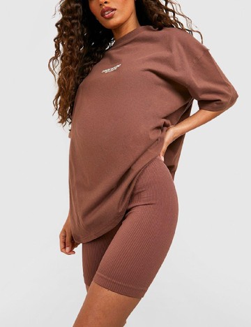 
						Colanti Boohoo, maro