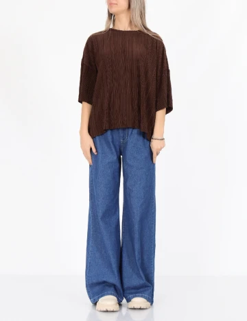 Tricou Only, maro