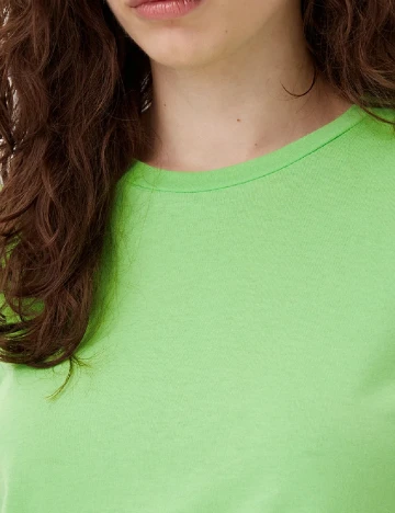 Tricou Only, verde