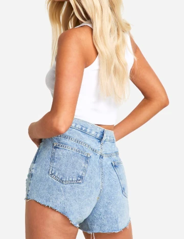 Pantaloni scurti Boohoo, albastru