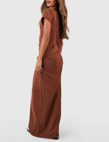 Rochie lunga Boohoo, maro