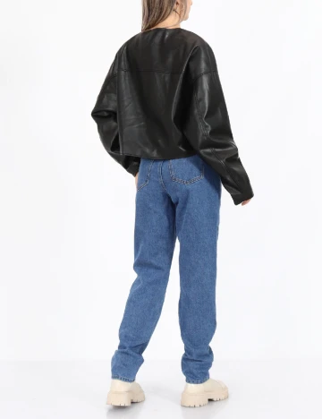 Jacheta Vila, negru Negru