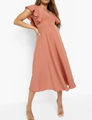 Rochie medie Boohoo maternity, roz pudra