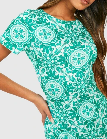 Rochie lunga Boohoo, verde