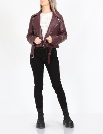 
						Jacheta Jack&Jones, visiniu