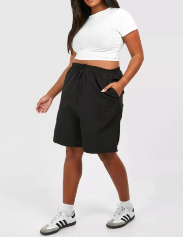 Pantaloni scurti Boohoo Plus Size, negru