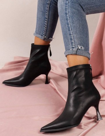 
						Botine SHEIN, negru