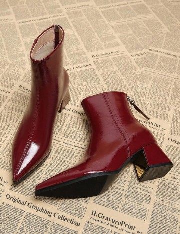 
						Botine SHEIN, rosu