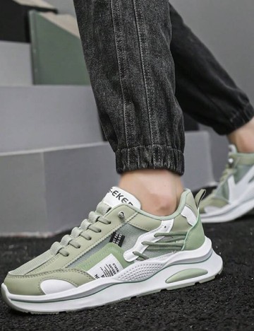 
						Adidasi SHEIN, verde