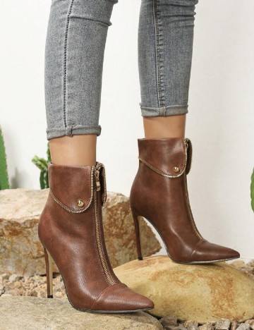 
						Botine SHEIN, maro