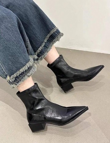 
						Botine SHEIN, negru