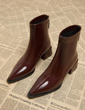 
						Botine SHEIN, visiniu