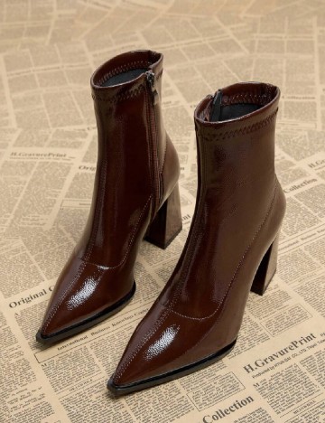 
						Botine SHEIN, maro