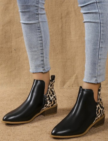 
						Botine SHEIN, negru