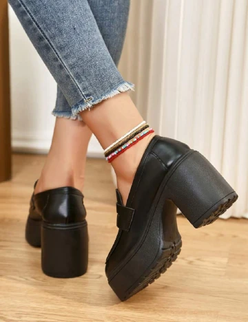 Pantofi SHEIN, negru