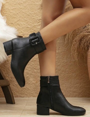 
						Botine SHEIN, negru