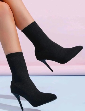 
						Botine SHEIN, negru