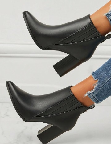 
						Botine SHEIN, negru