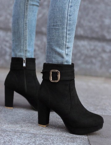 
						Botine SHEIN, negru
